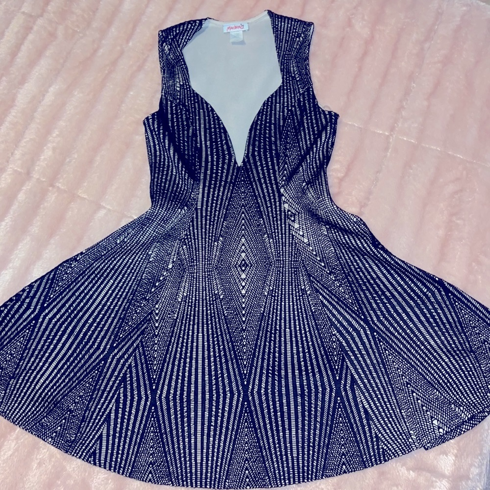🎈5 items for $20 bundles Women Dress Medium